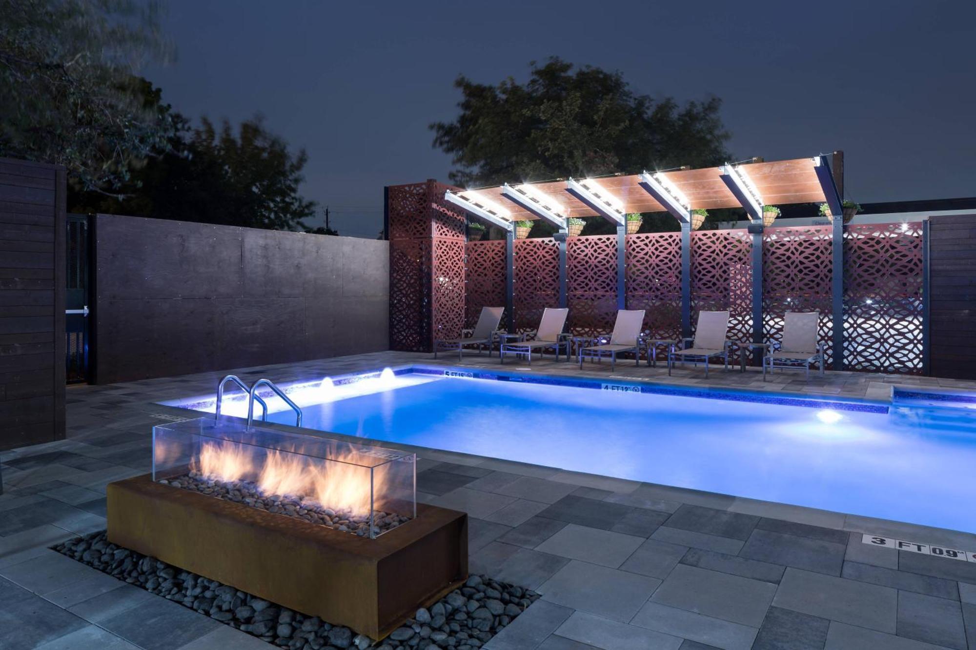 Hotel Courtyard By Marriott Houston Heights/I-10 Exterior foto